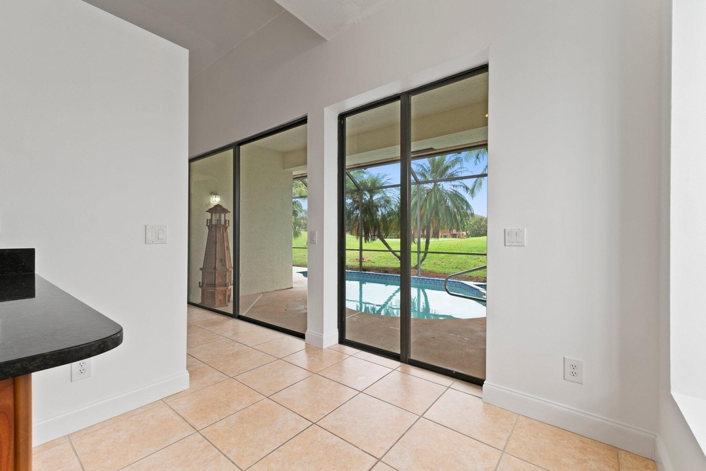 435 Sw Jefferson Circle - Photo 13