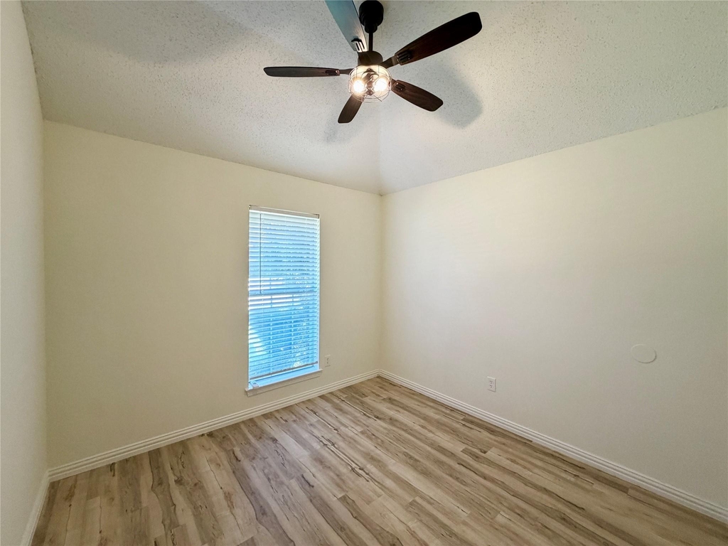 9941 Danbury Drive - Photo 17