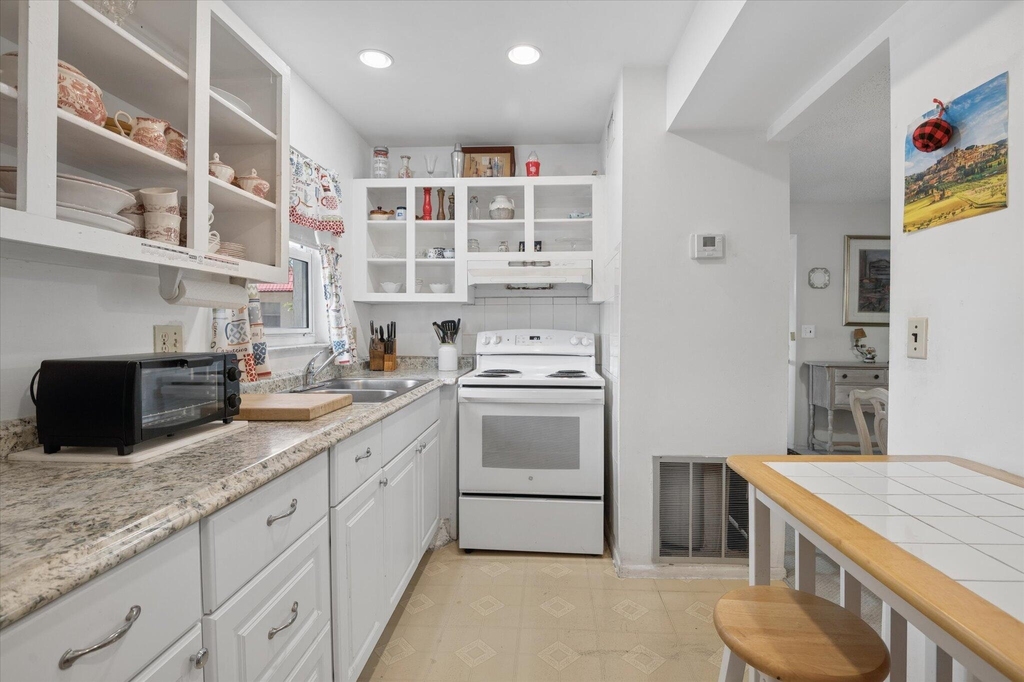 473 Lake Frances Drive - Photo 6