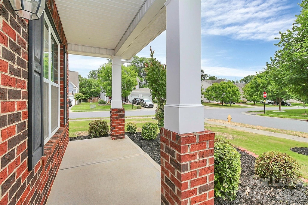 13523 Morgan Lee Avenue - Photo 3