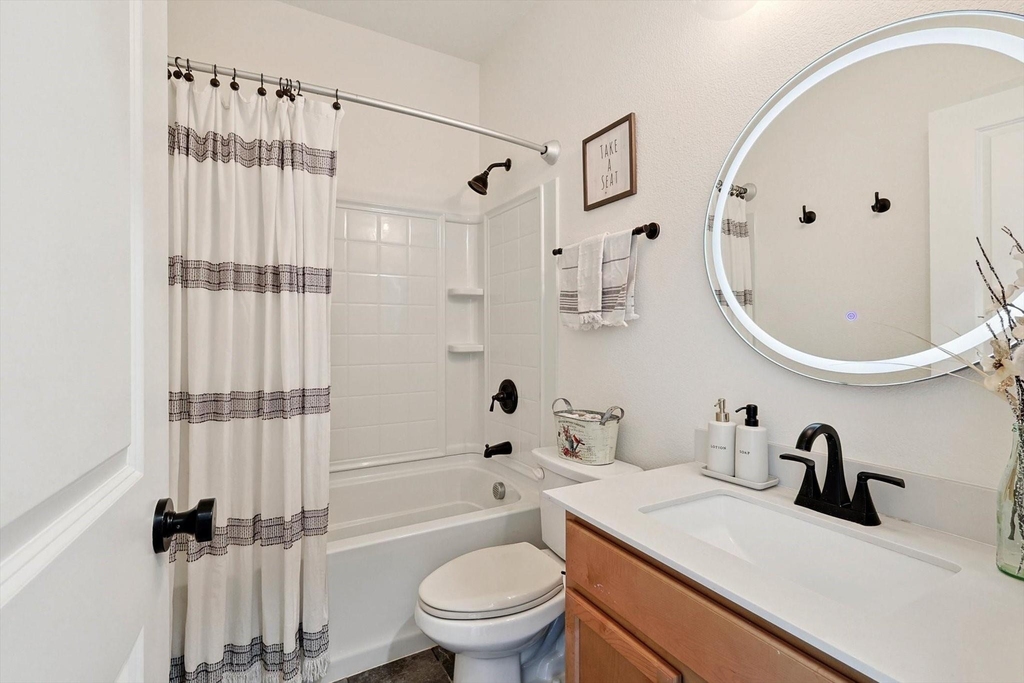 2420 Elm Place - Photo 15