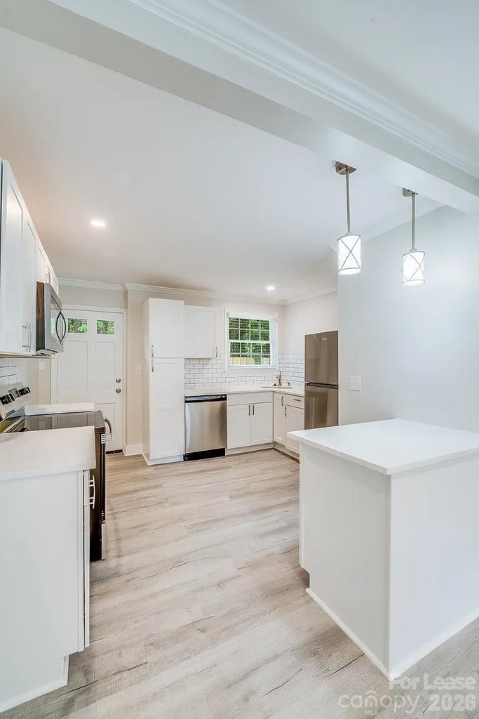 1719 Academy Street - Photo 4