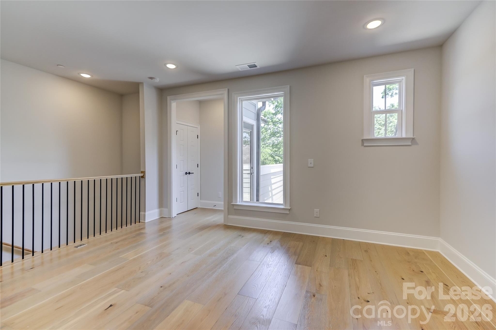 1107 Parkside Greenway Drive - Photo 42