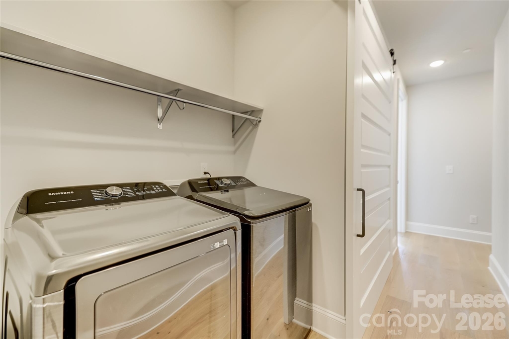 1107 Parkside Greenway Drive - Photo 32