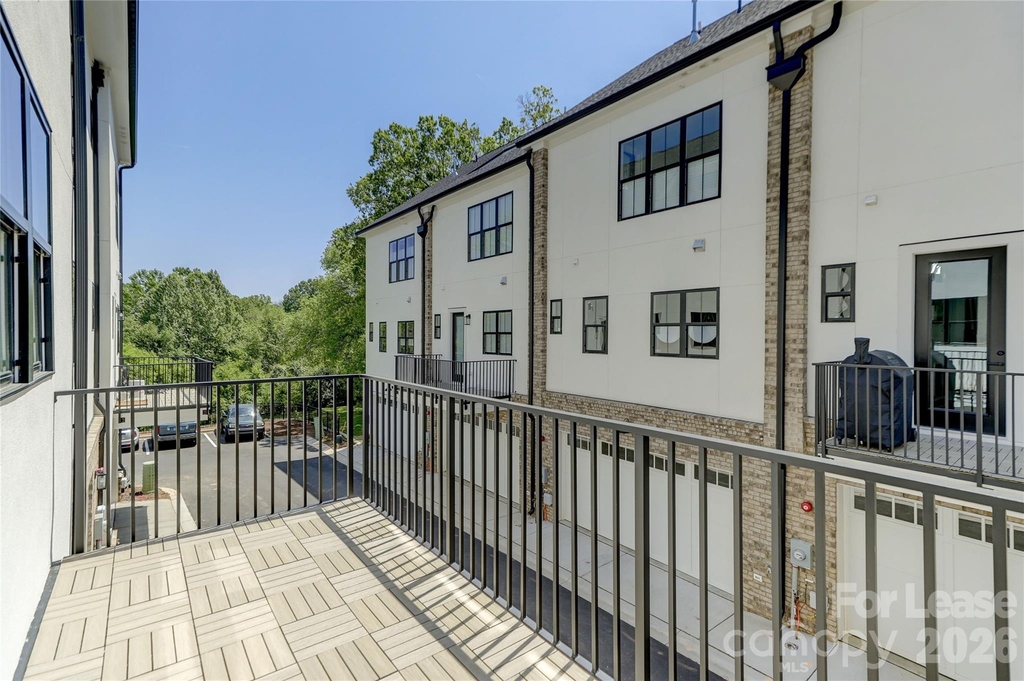 1107 Parkside Greenway Drive - Photo 19