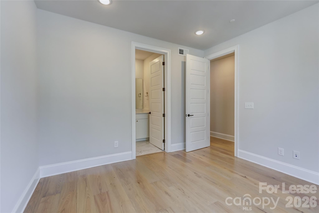 1107 Parkside Greenway Drive - Photo 36