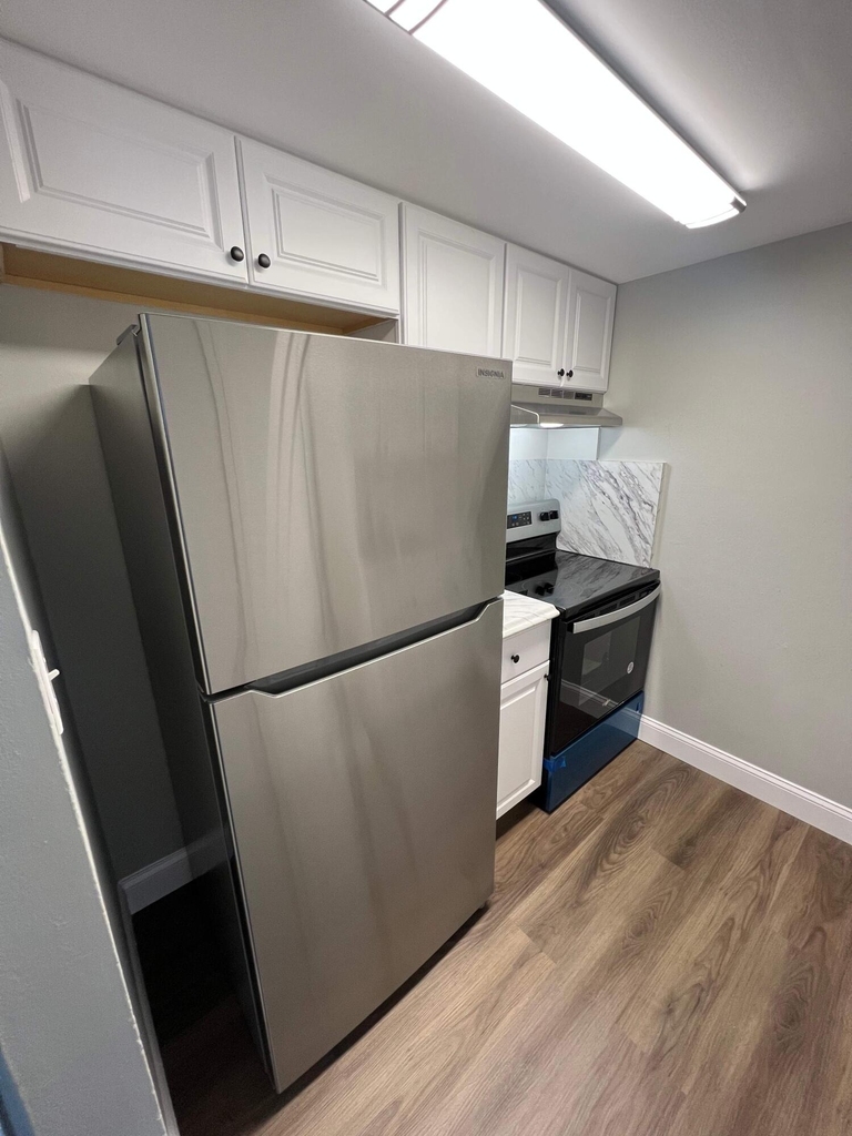 2605 Nw 135th Street - Photo 3
