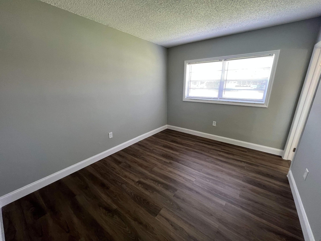2605 Nw 135th Street - Photo 6