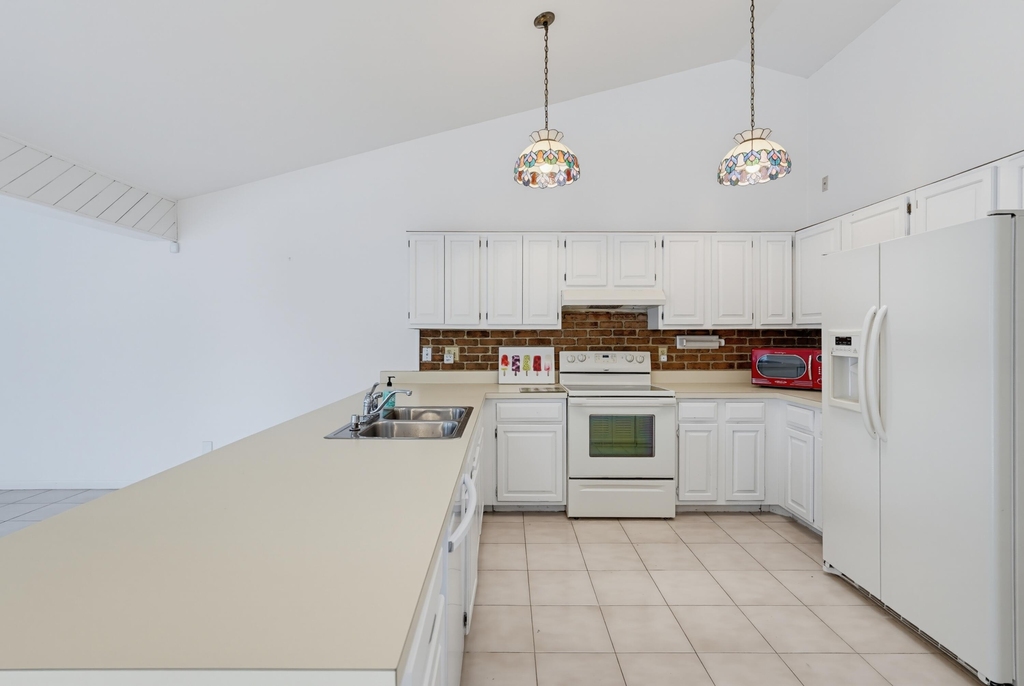 6846 Bianchini Circle - Photo 5