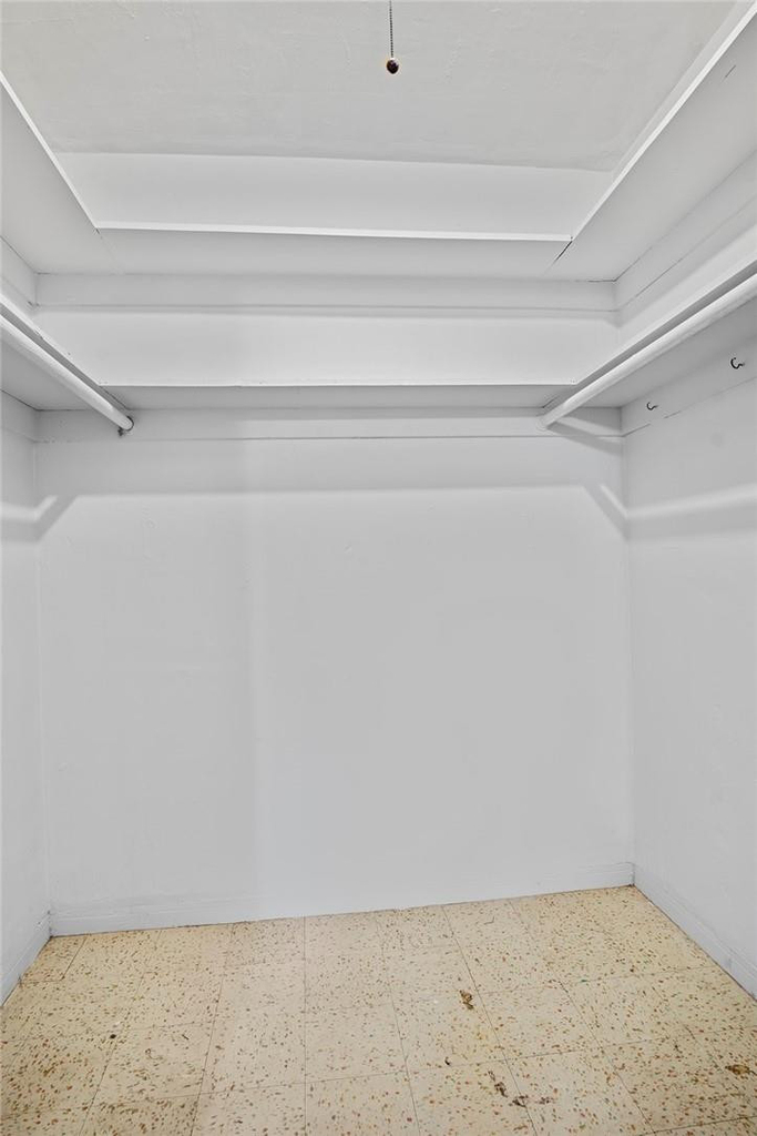 2130 Ne 42nd Court - Photo 13