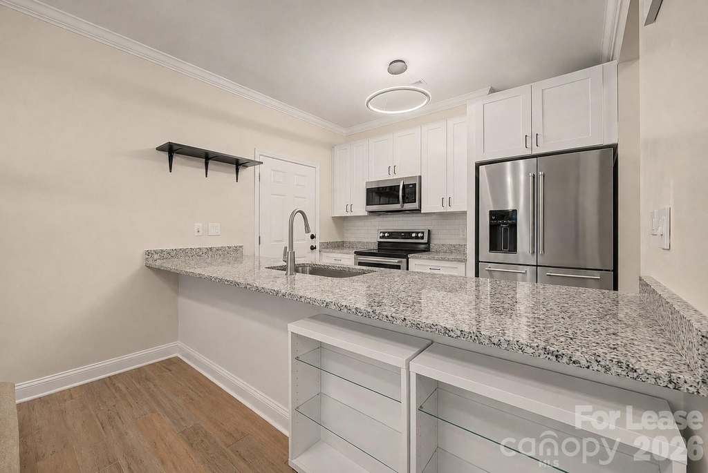 309 James Street - Photo 4