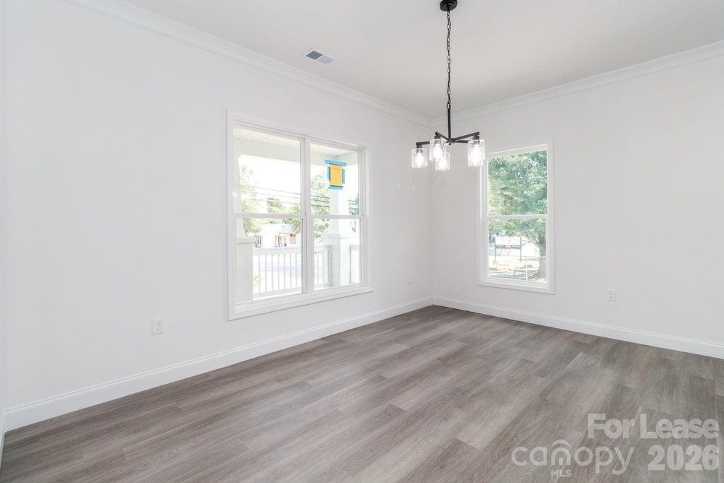307 E Arch Street - Photo 13