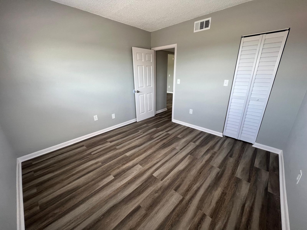 2605 Nw 135th Street - Photo 15