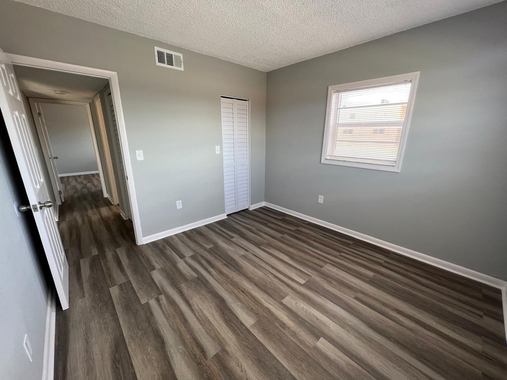 2605 Nw 135th Street - Photo 19