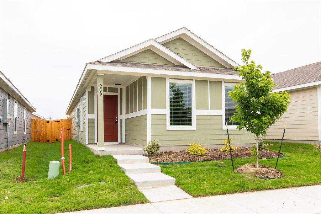 230 Sunflower Street - Photo 0