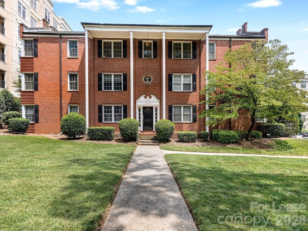 924 Monticello Terrace Terrace - Photo 1