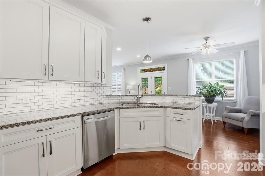 19512 Topgallant Drive - Photo 19