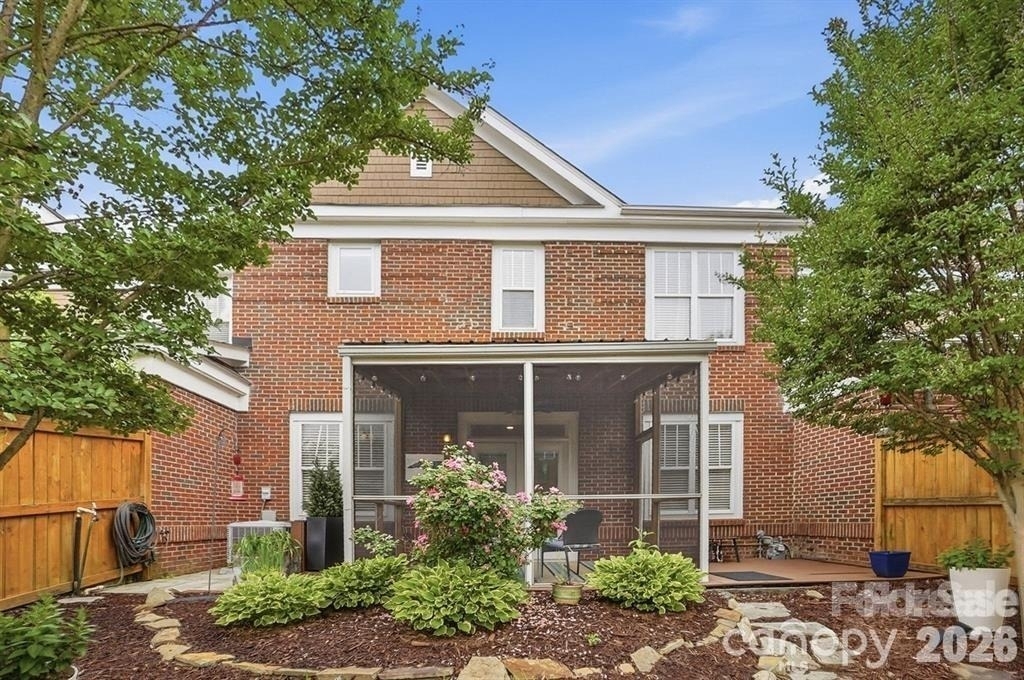 19512 Topgallant Drive - Photo 3