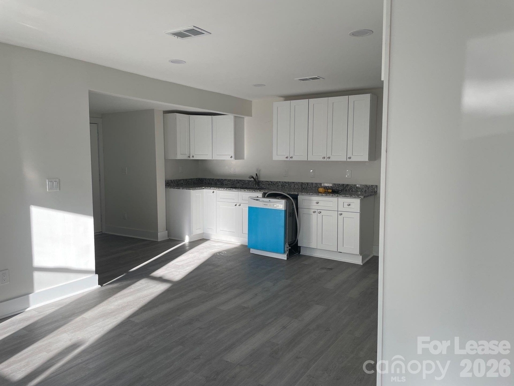 649 Arch Drive - Photo 2