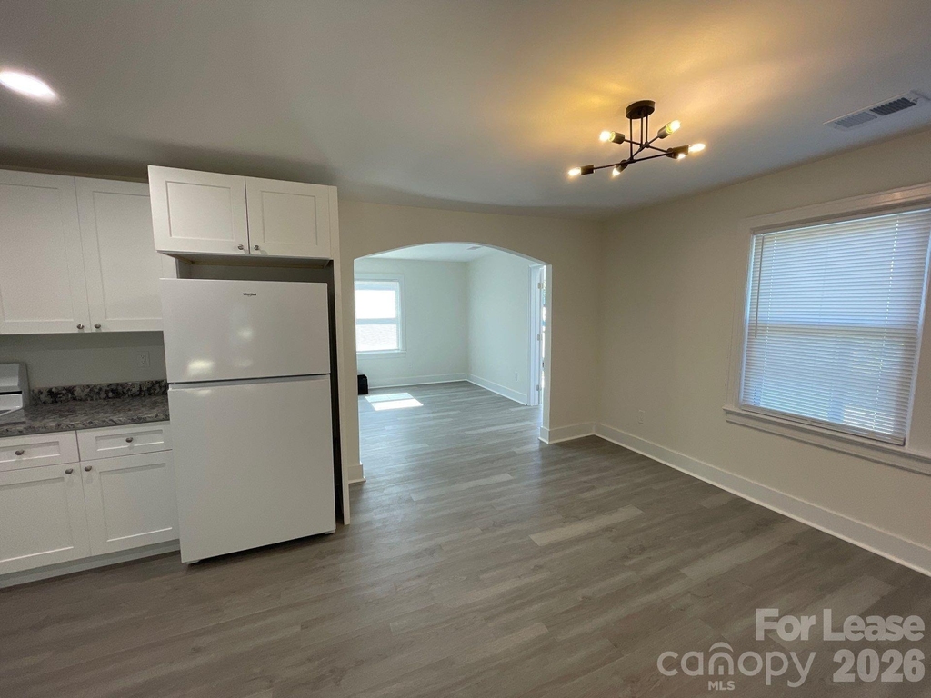 649 Arch Drive - Photo 5