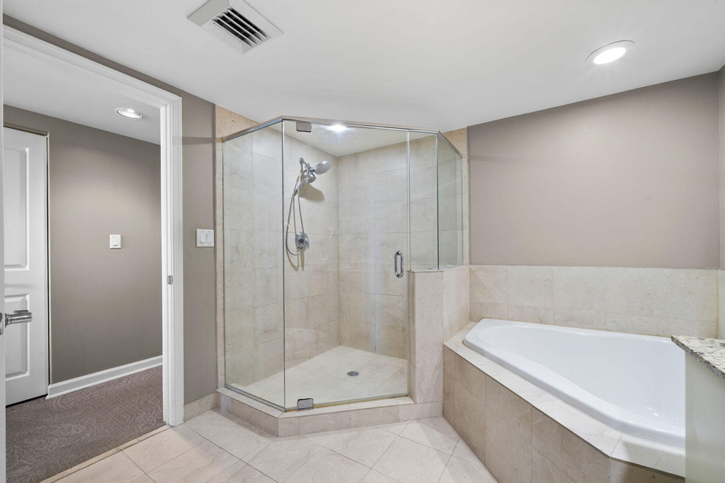 600 W Las Olas Boulevard - Photo 23