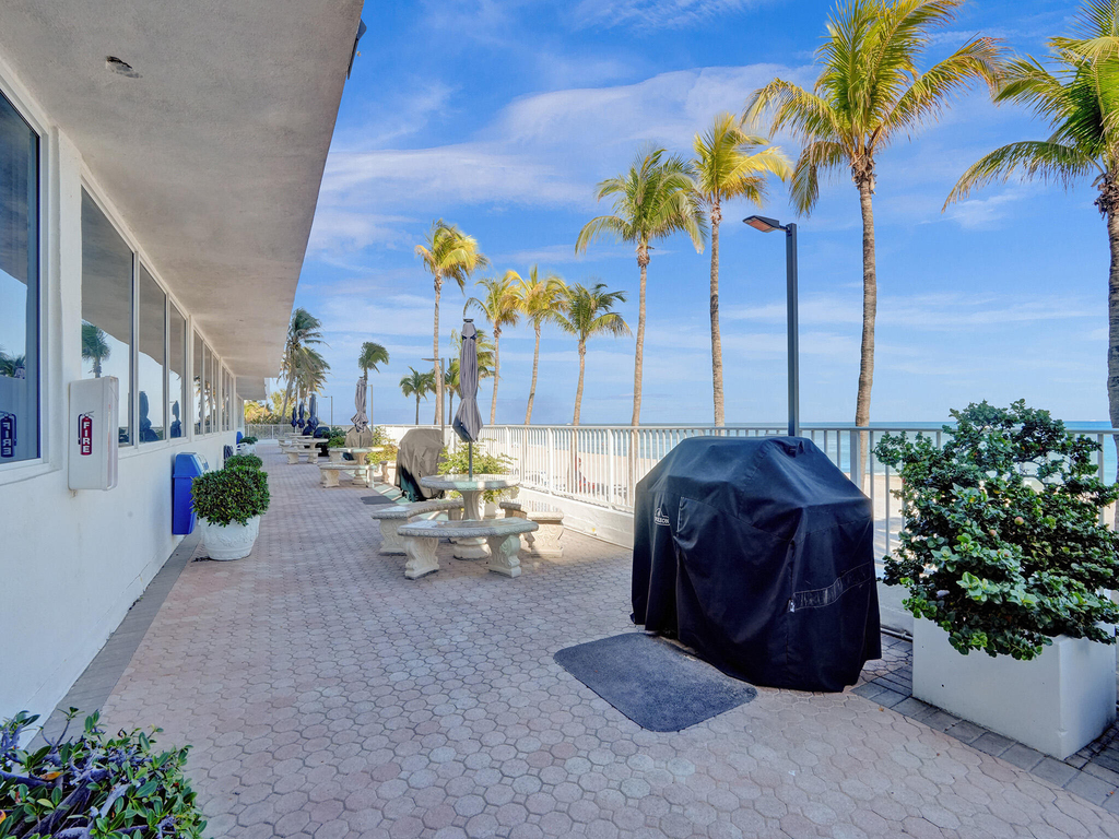 1360 S Ocean Boulevard - Photo 12