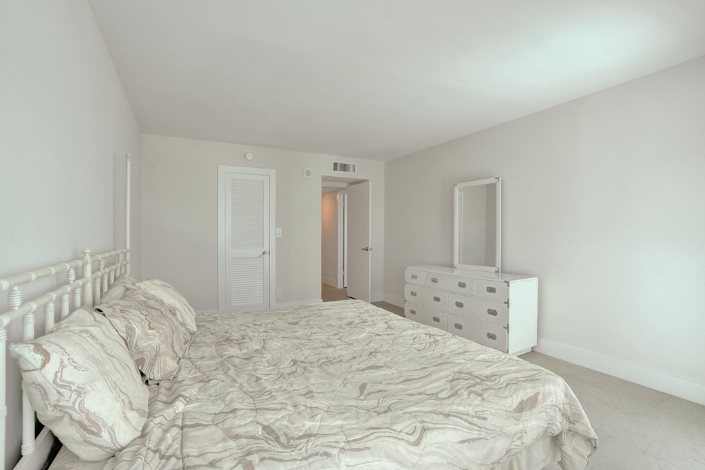 1360 S Ocean Boulevard - Photo 54