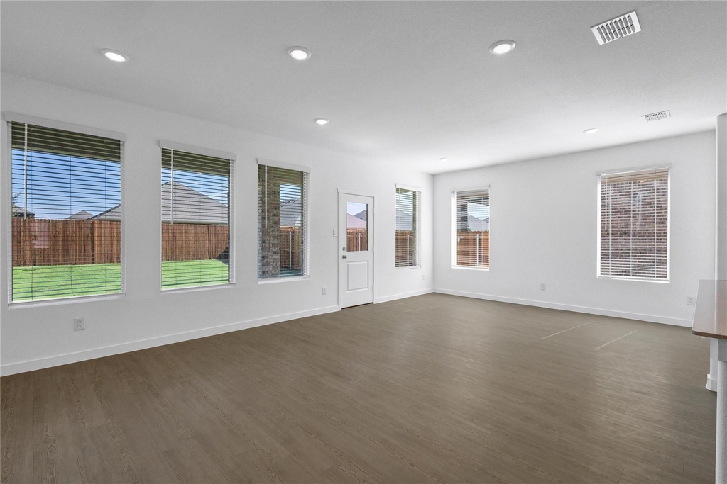 1328 Francesca Drive - Photo 9