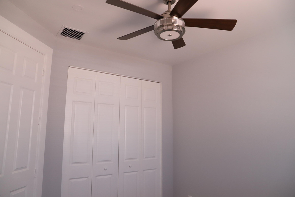 806 Nw 82nd Place - Photo 9