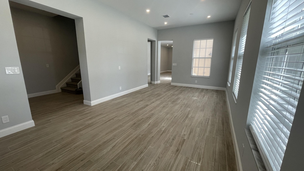 806 Nw 82nd Place - Photo 27