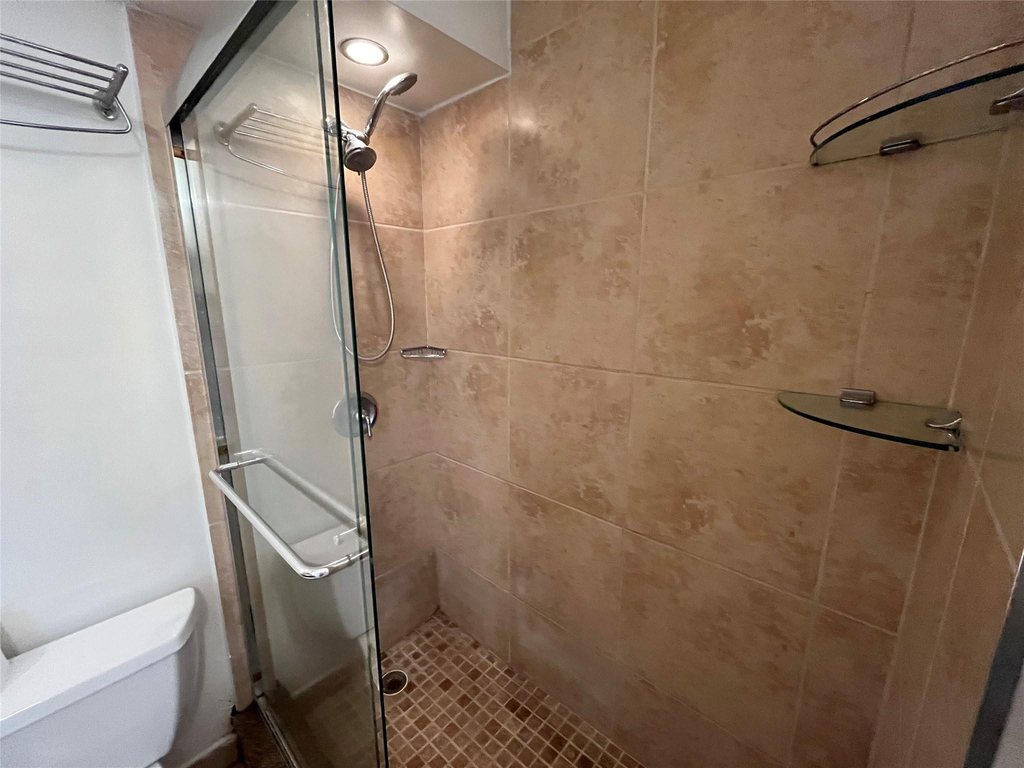 1414 Ne 5th Terrace - Photo 11
