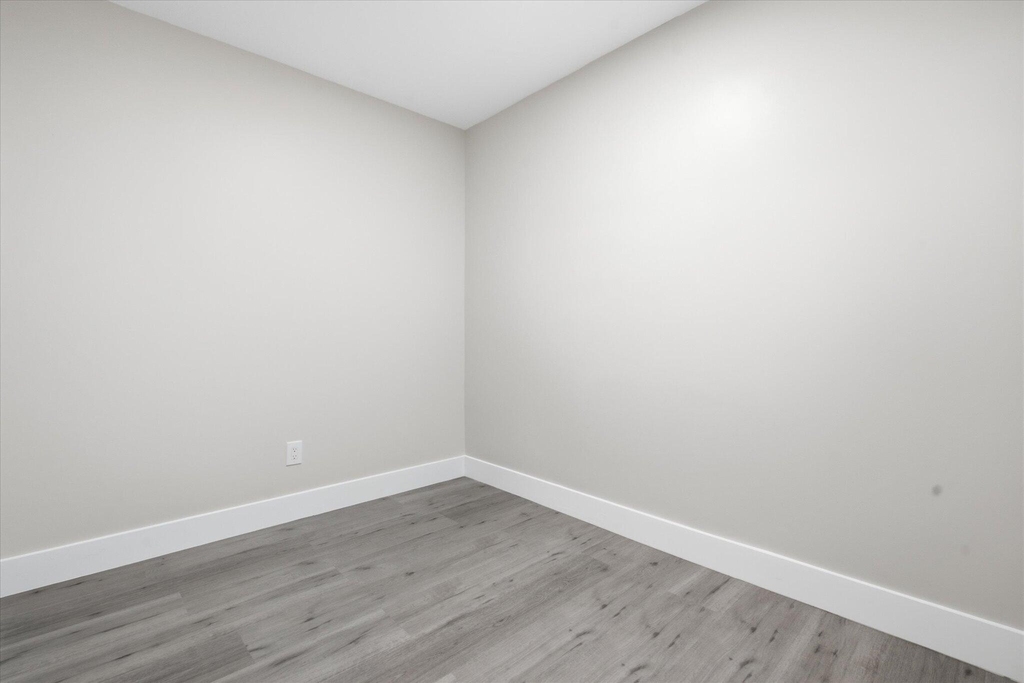 1638 Plunkett Street - Photo 12