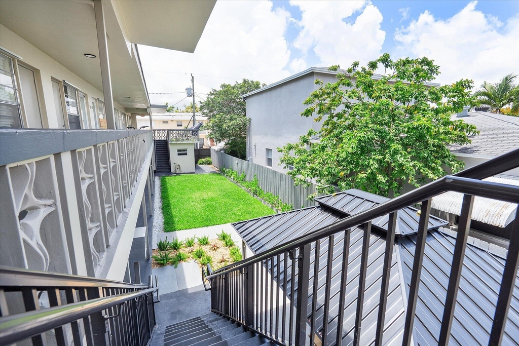 1638 Plunkett Street - Photo 21