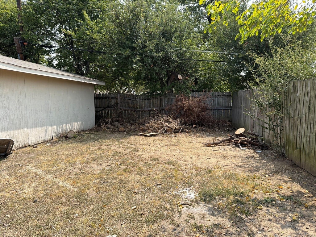 2505 Normont Circle - Photo 16