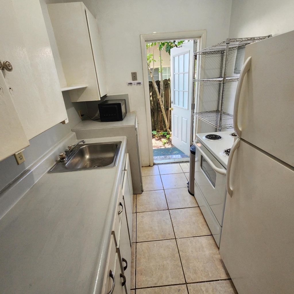 715 Sw 4th Street - Photo 4