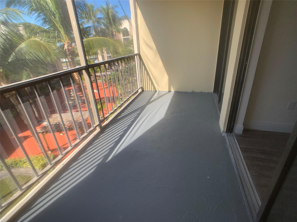 19455 Ne 10 Avenue - Photo 6