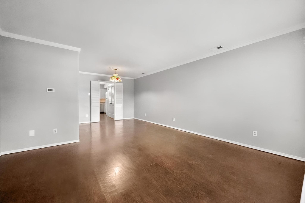8351 Lullwater Drive - Photo 3