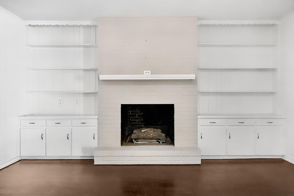 8351 Lullwater Drive - Photo 8