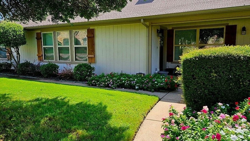 107 Sweet Street - Photo 0