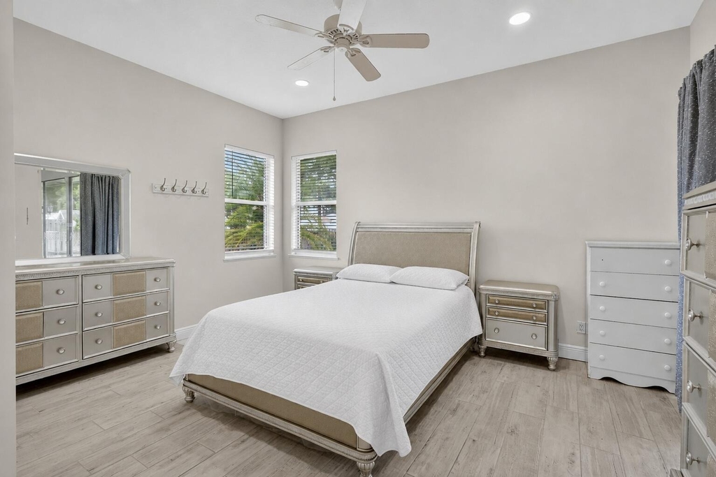 1571 Sw Hunnicut Avenue - Photo 15