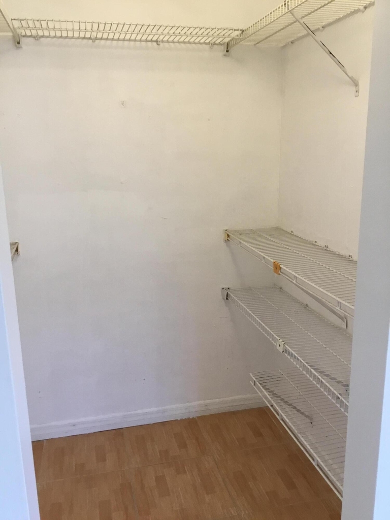 7860 Nw 50th Street - Photo 16
