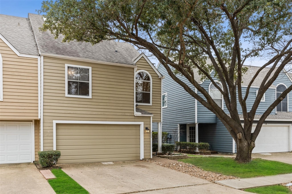 906 Canal Street - Photo 1