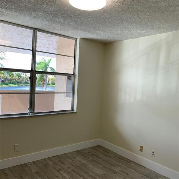 250 Jacaranda Drive - Photo 7