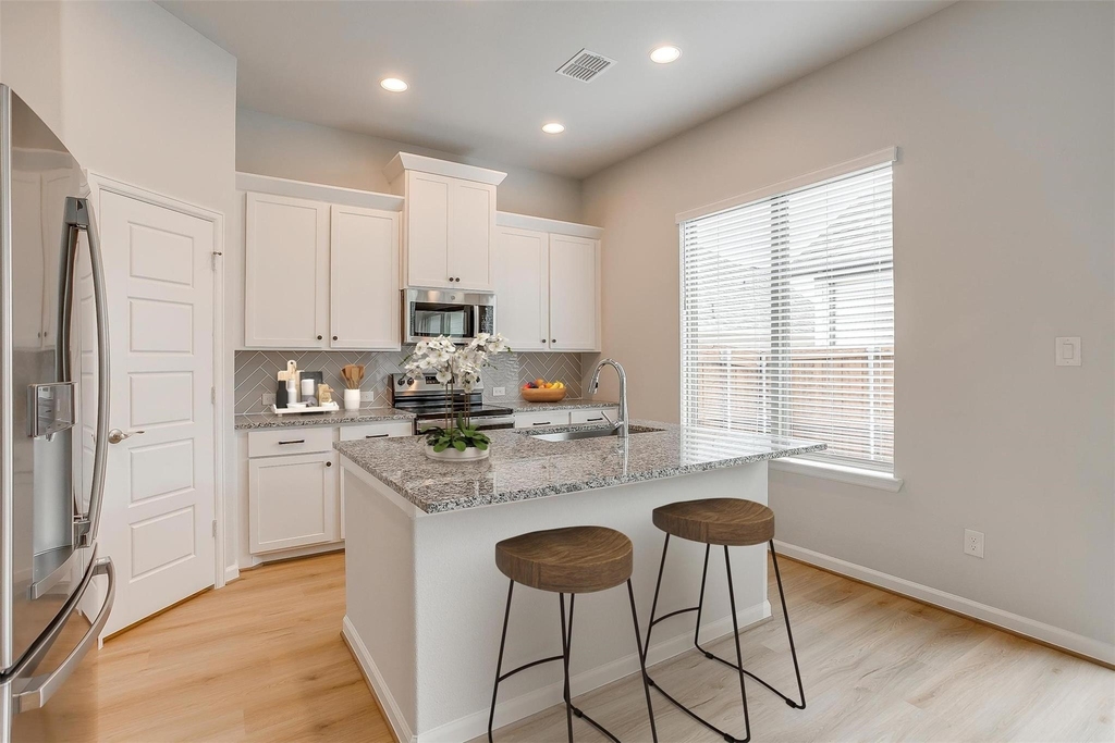 10512 Palmera Road - Photo 5