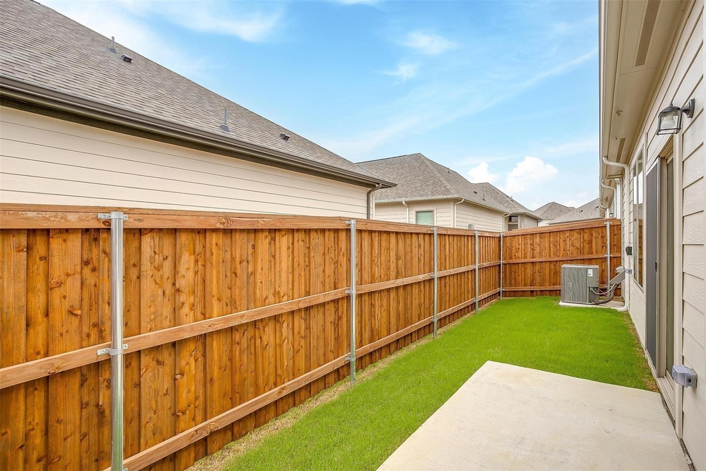 10512 Palmera Road - Photo 29