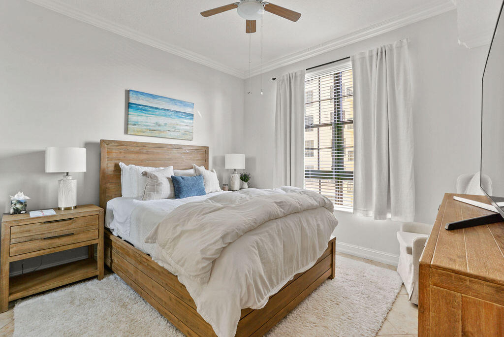 701 S Olive Avenue - Photo 11