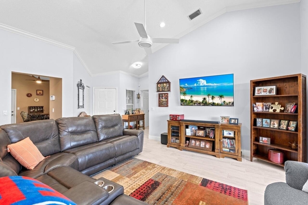 8486 Heather Place - Photo 16
