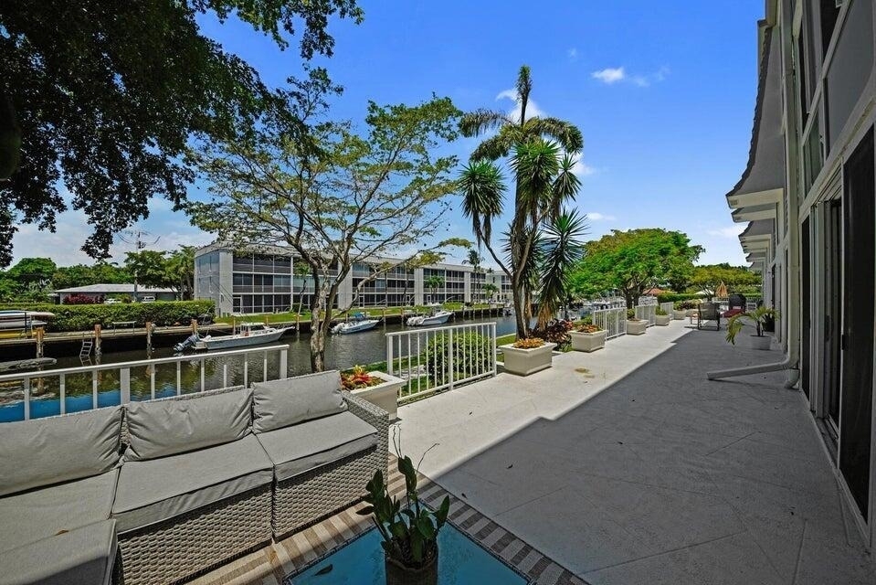 765 Jeffery Street - Photo 24