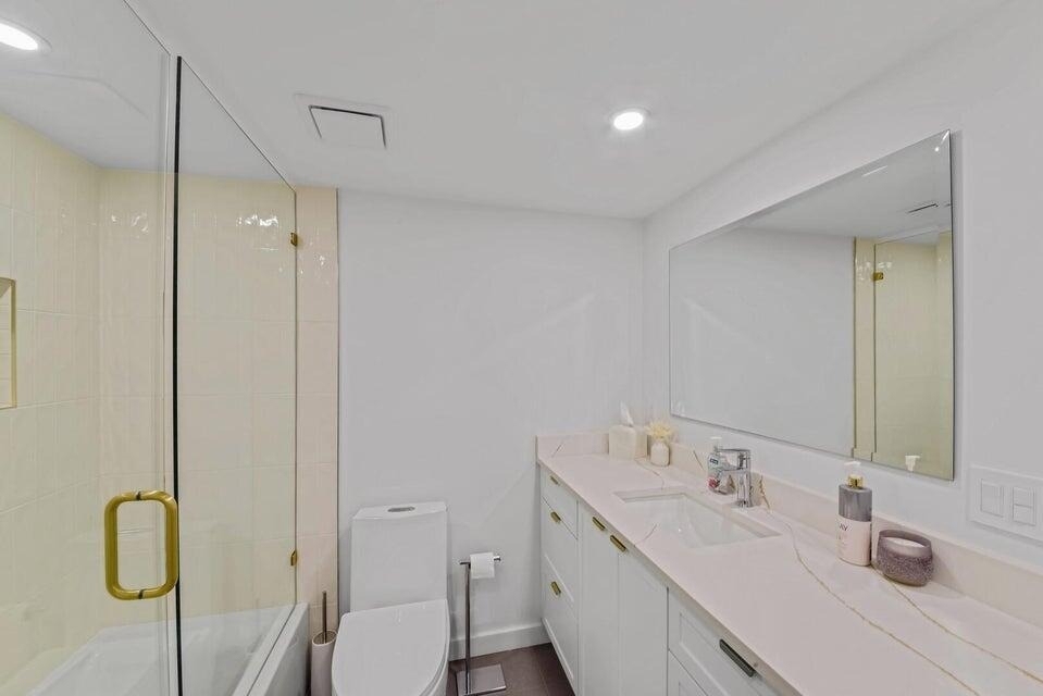 765 Jeffery Street - Photo 16