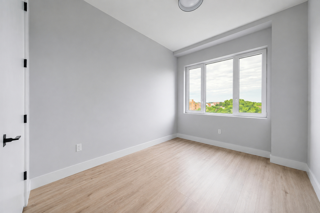 1613 Brooklyn Avenue - Photo 0